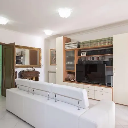 Il Poggio * Rome